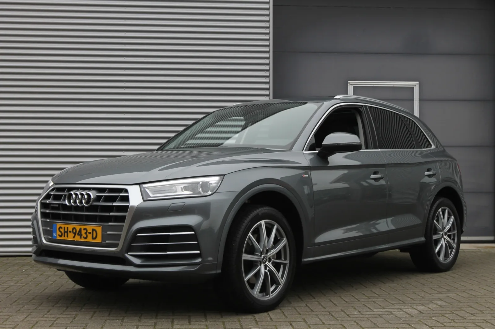 Audi Q5 (2018) — foto 1