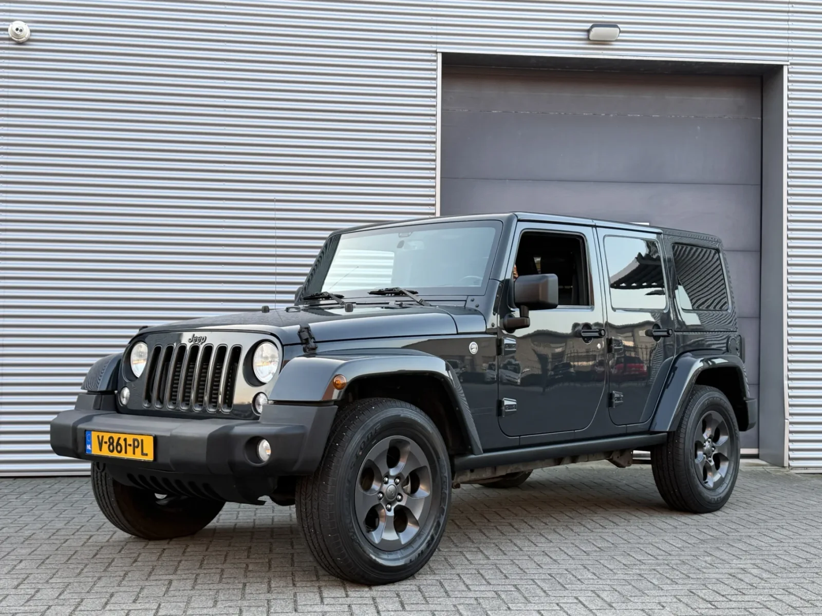 Jeep Wrangler (2018) — foto 1