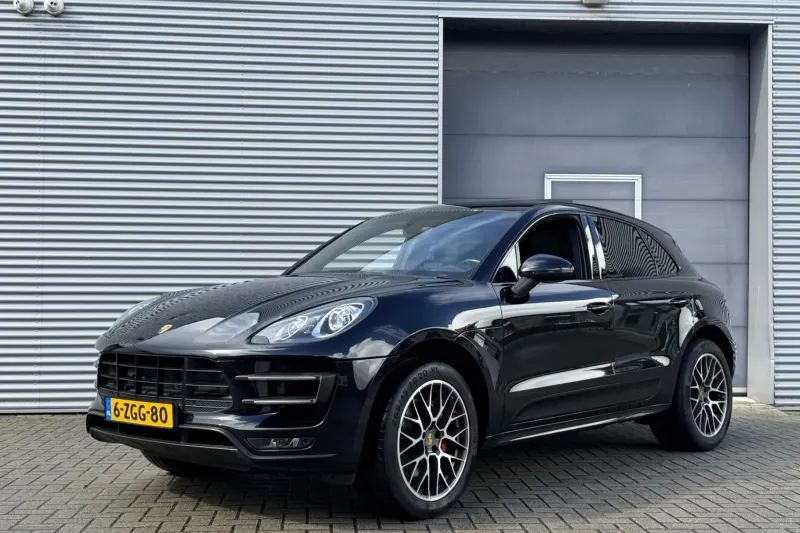 Porsche Macan (2015)