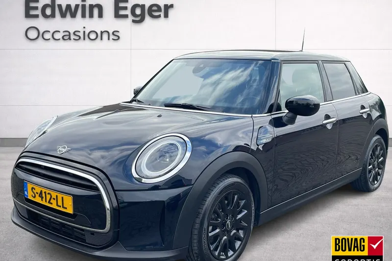 MINI Cooper (2023)