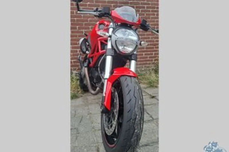 Ducati 796 Monster (2012)
