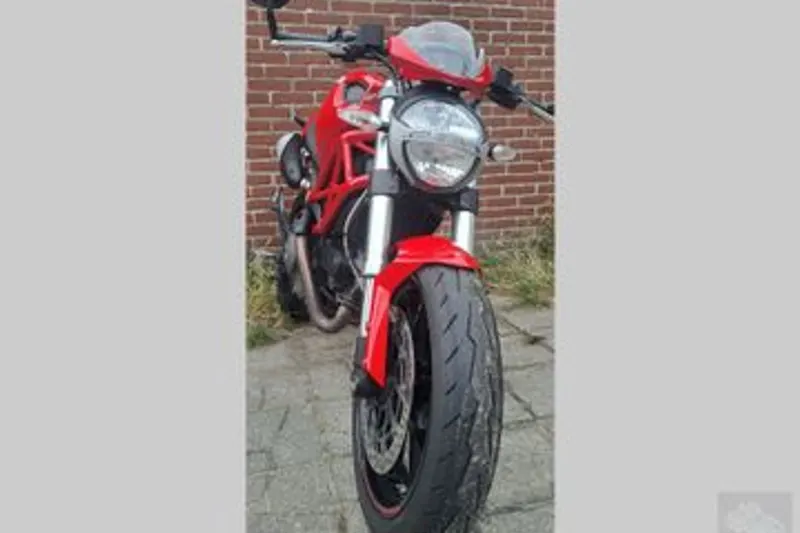Ducati 796 Monster (2012)