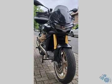 Moto Guzzi V100 Mandello S (2024) — foto 1