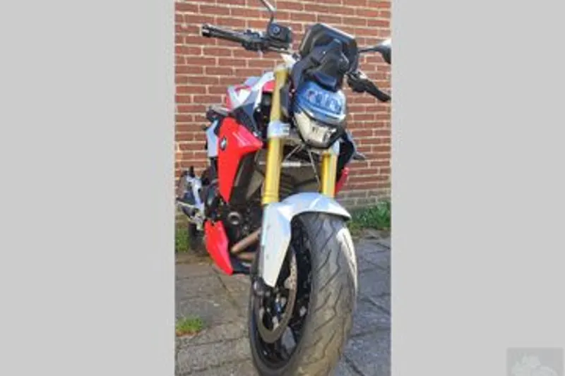 BMW F 900 R (2021)