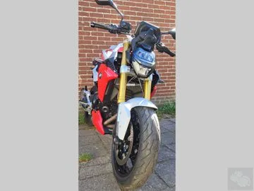 BMW F 900 R (2021) — foto 1