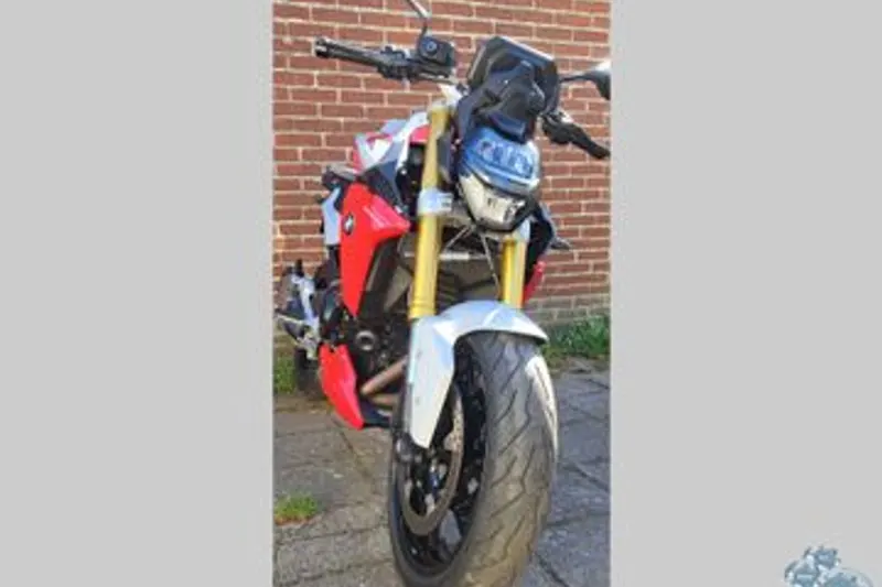 BMW F 900 R (2021)