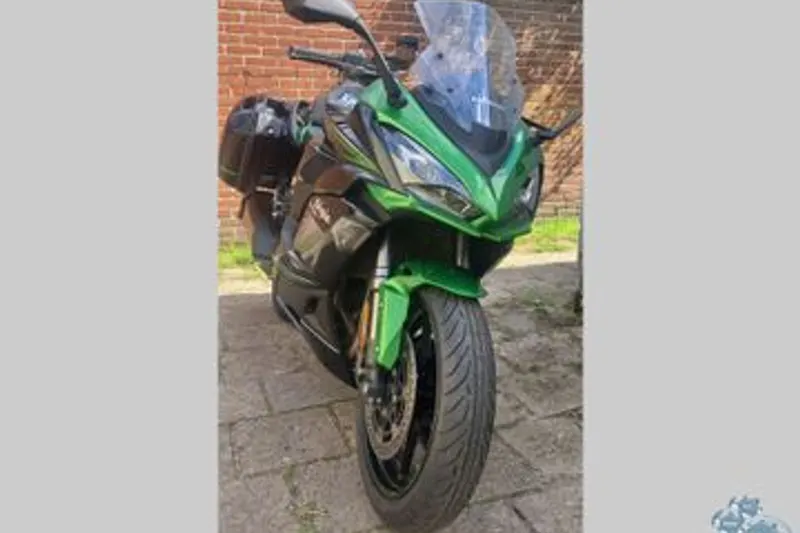 Kawasaki Ninja 1000SX (2021)