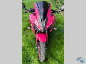Honda CBR500R (2017) — foto 1