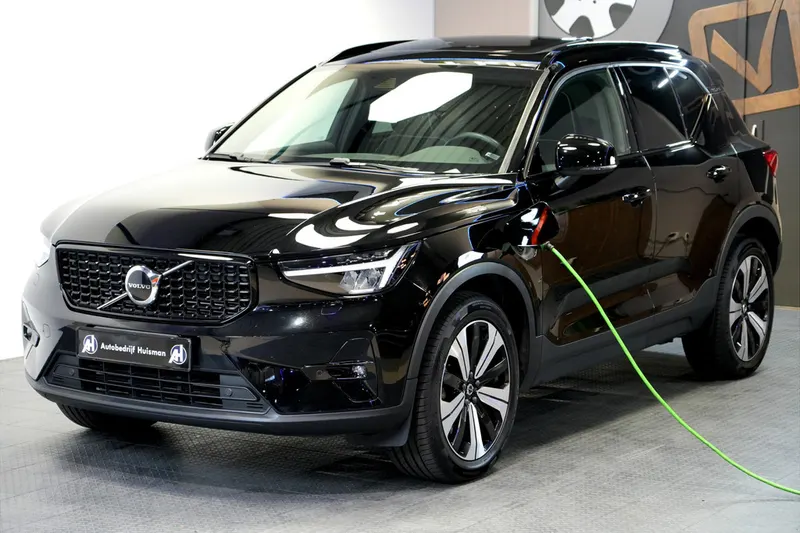 Volvo XC40 (2022)
