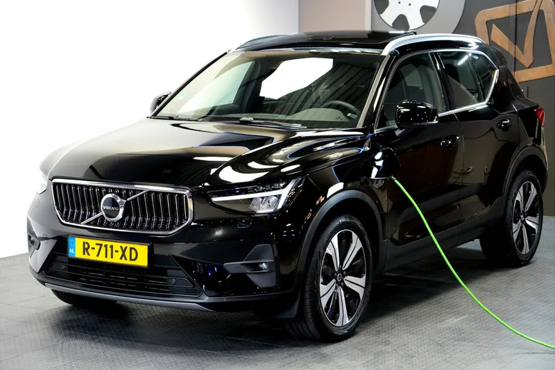 Volvo XC40 (2022)