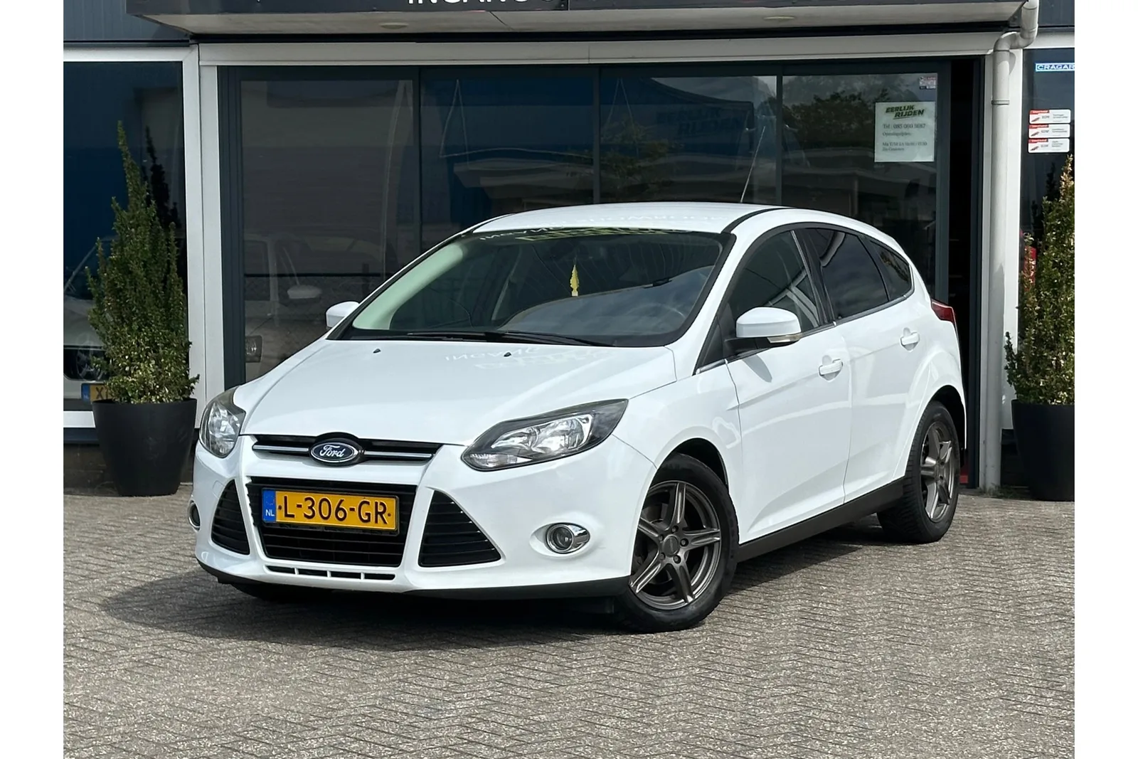Ford Focus (2013) — foto 1