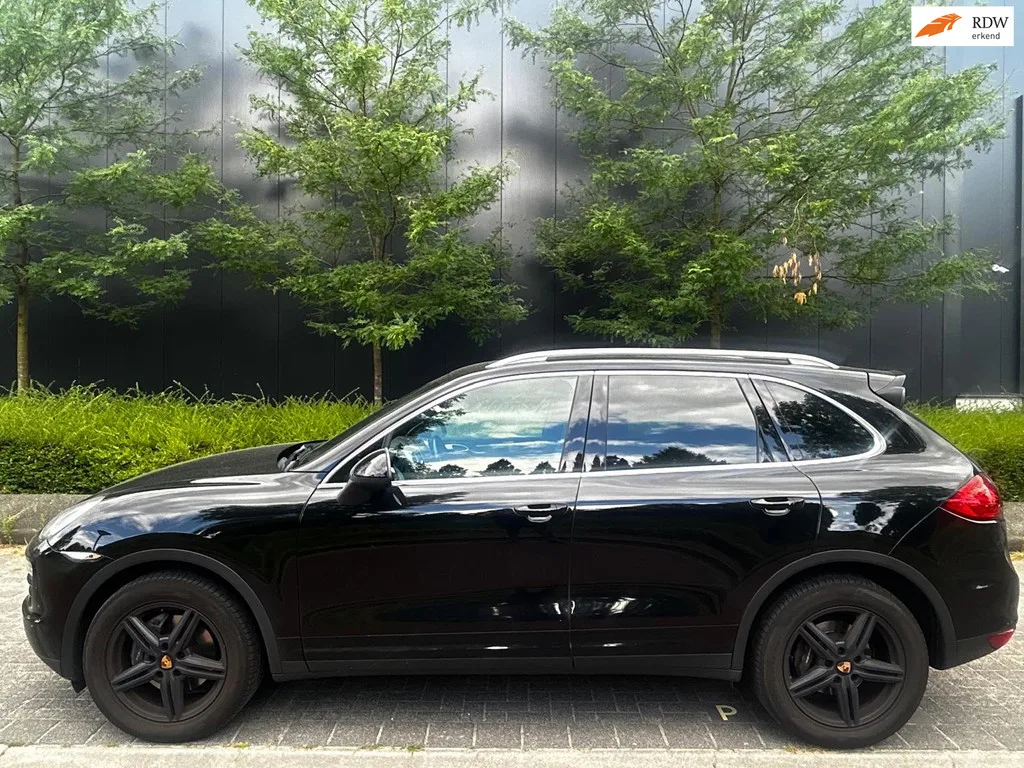 Porsche Cayenne (2012) — foto 1