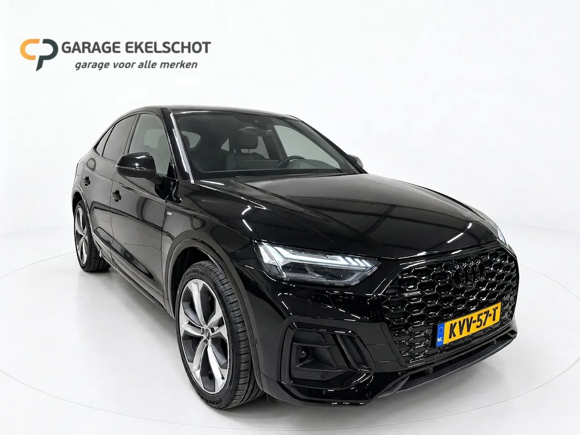 Audi Q5 Sportback (2022) — foto 1
