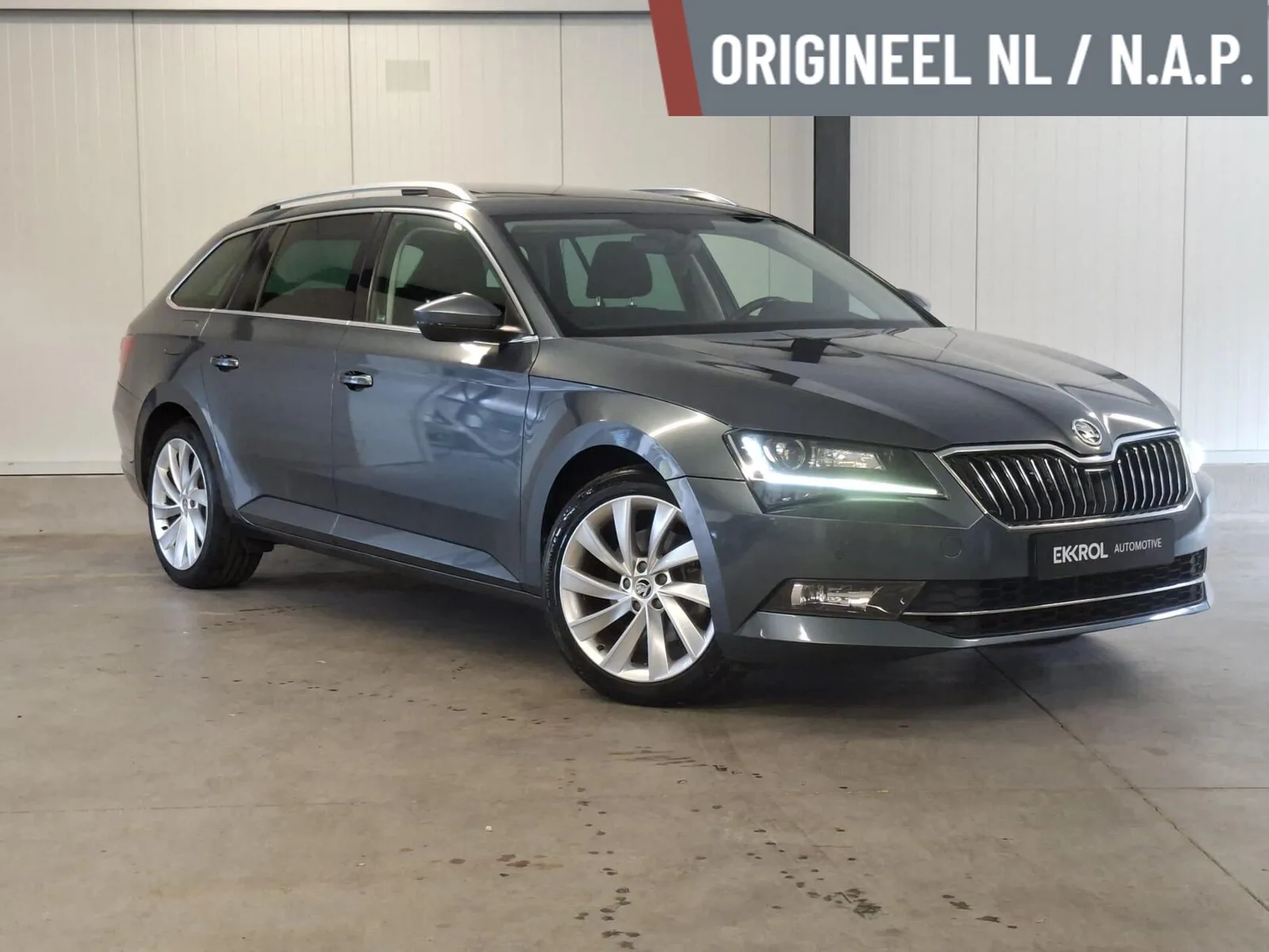 Škoda Superb (2016) — foto 1