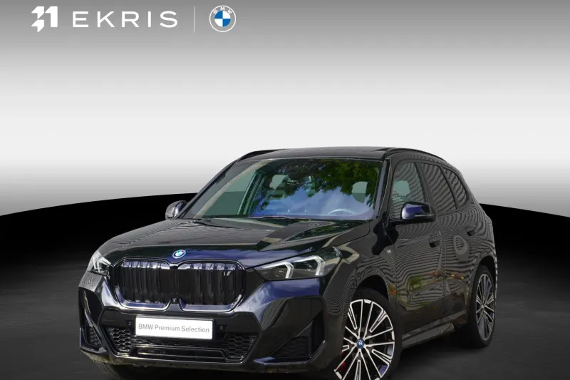 BMW iX1 (2023)