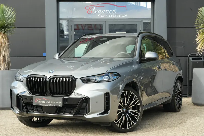 BMW X5 (2025)