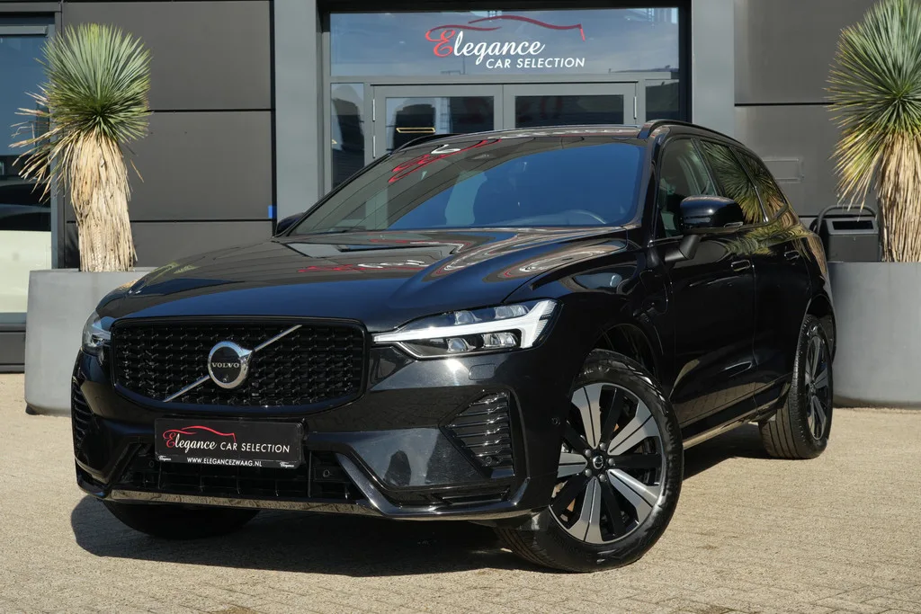 Volvo XC60 (2025) — foto 1