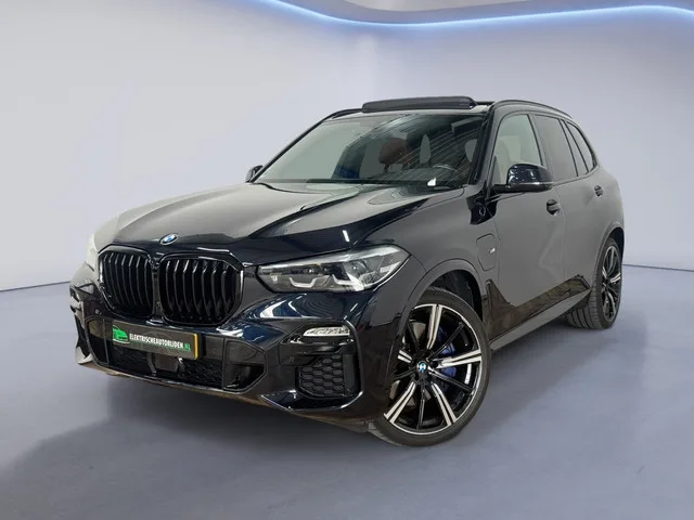 BMW X5 (2021) — foto 1