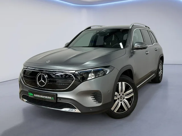 Mercedes-Benz EQB (2022) — foto 1