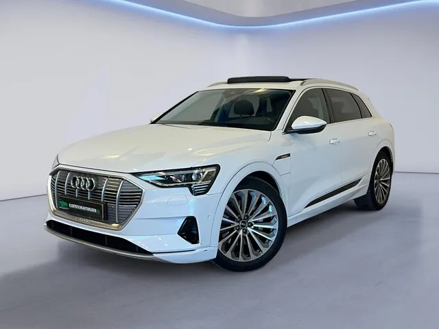 Audi e-tron (2021) — foto 1