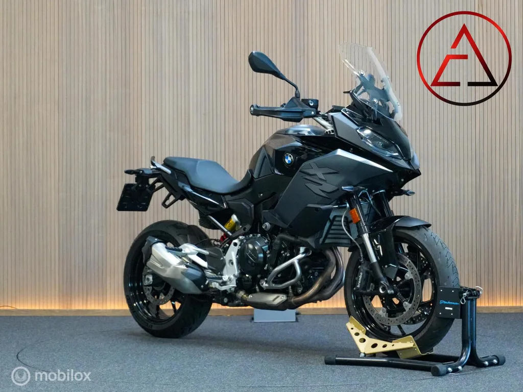 BMW F 900 XR (2023) — foto 1