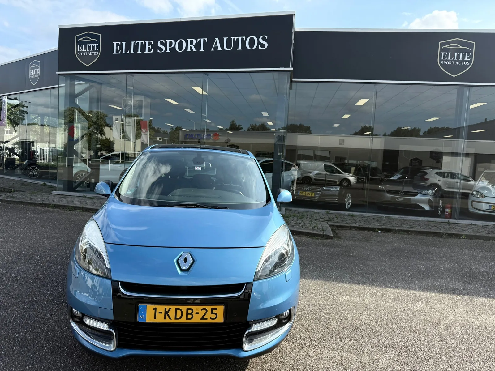 Renault Scénic (2013) — foto 1