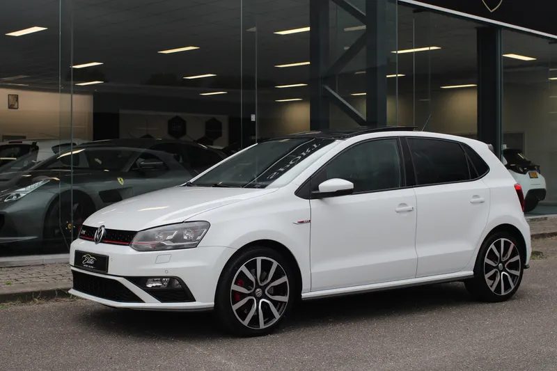 Volkswagen Polo (2015)