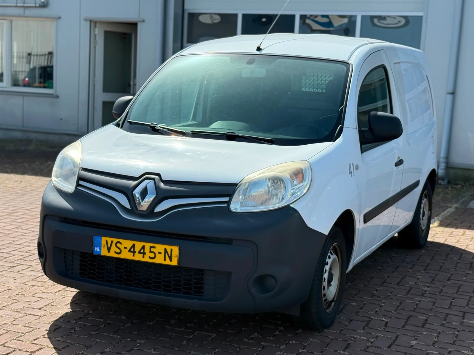 Renault Kangoo (2015) — foto 1