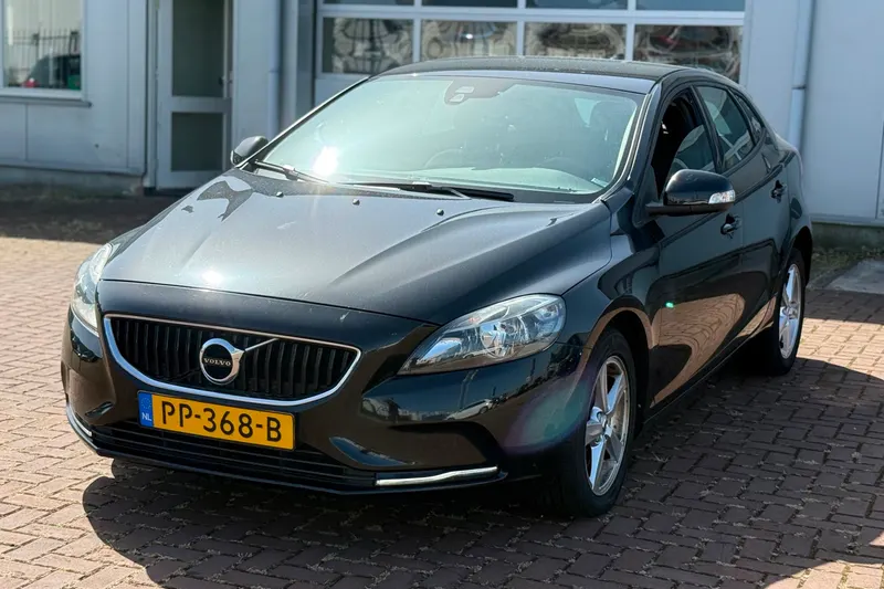 Volvo V40 (2016)
