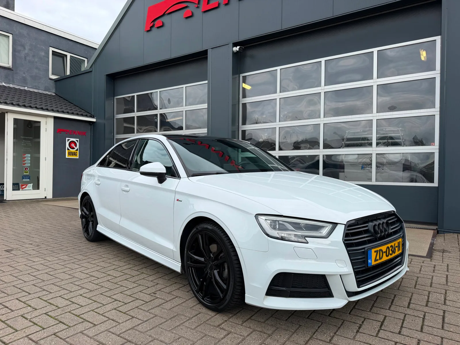 Audi A3 (2019) — foto 1