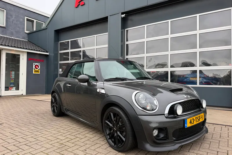 MINI Cabrio (2012)