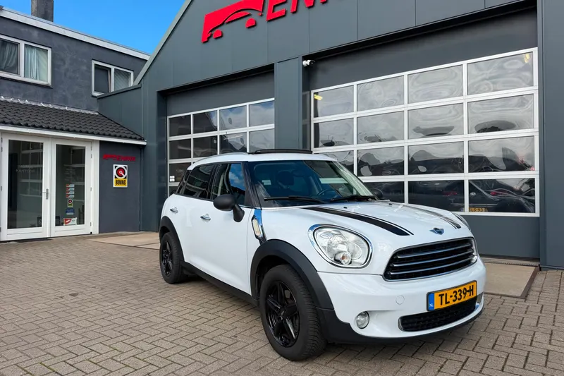 MINI Countryman (2013)