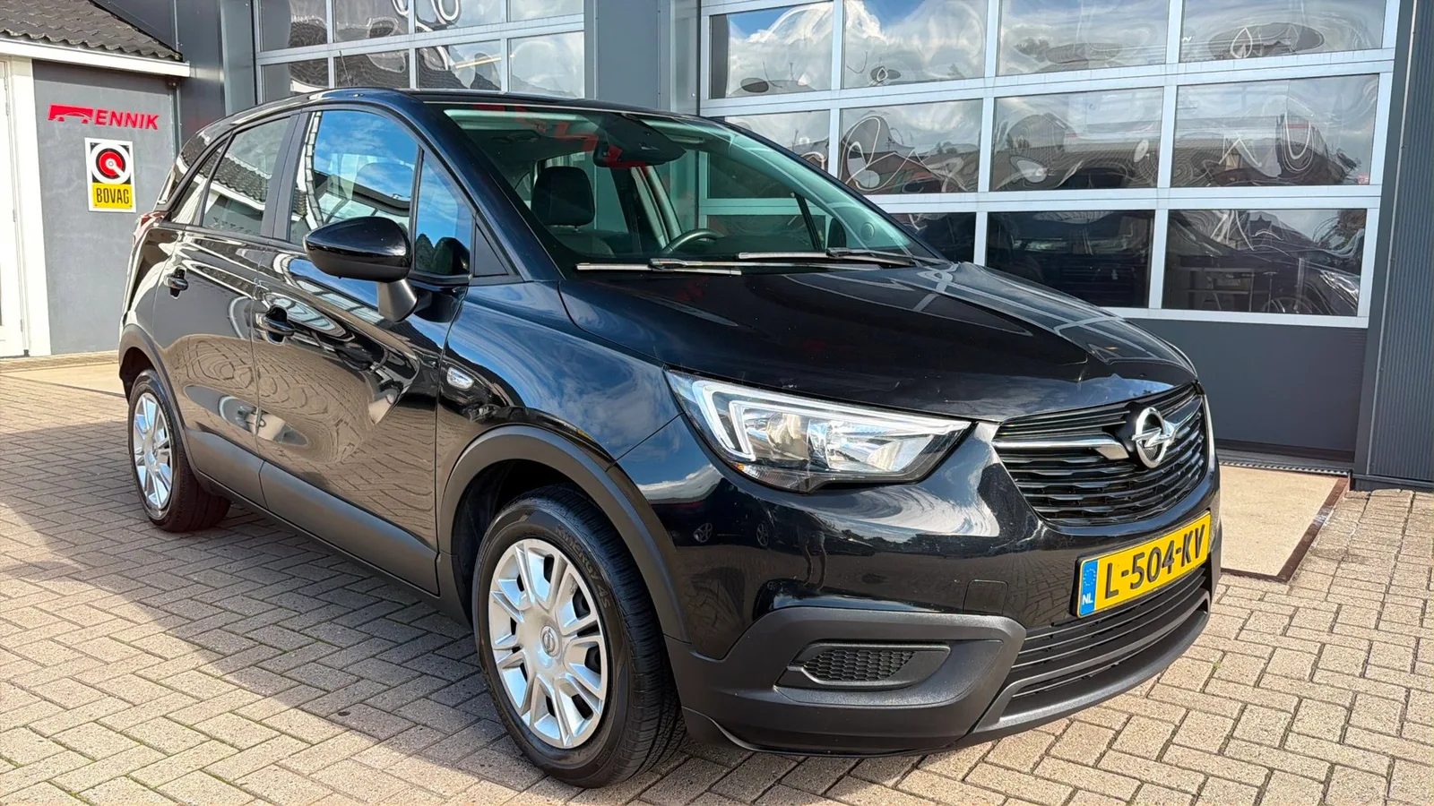 Opel Crossland X (2019) — foto 1
