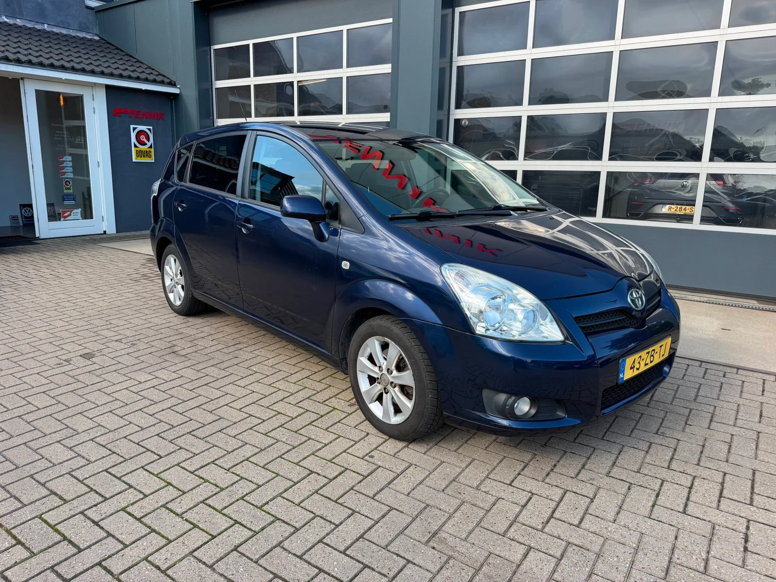 Toyota Verso (2008) — foto 1