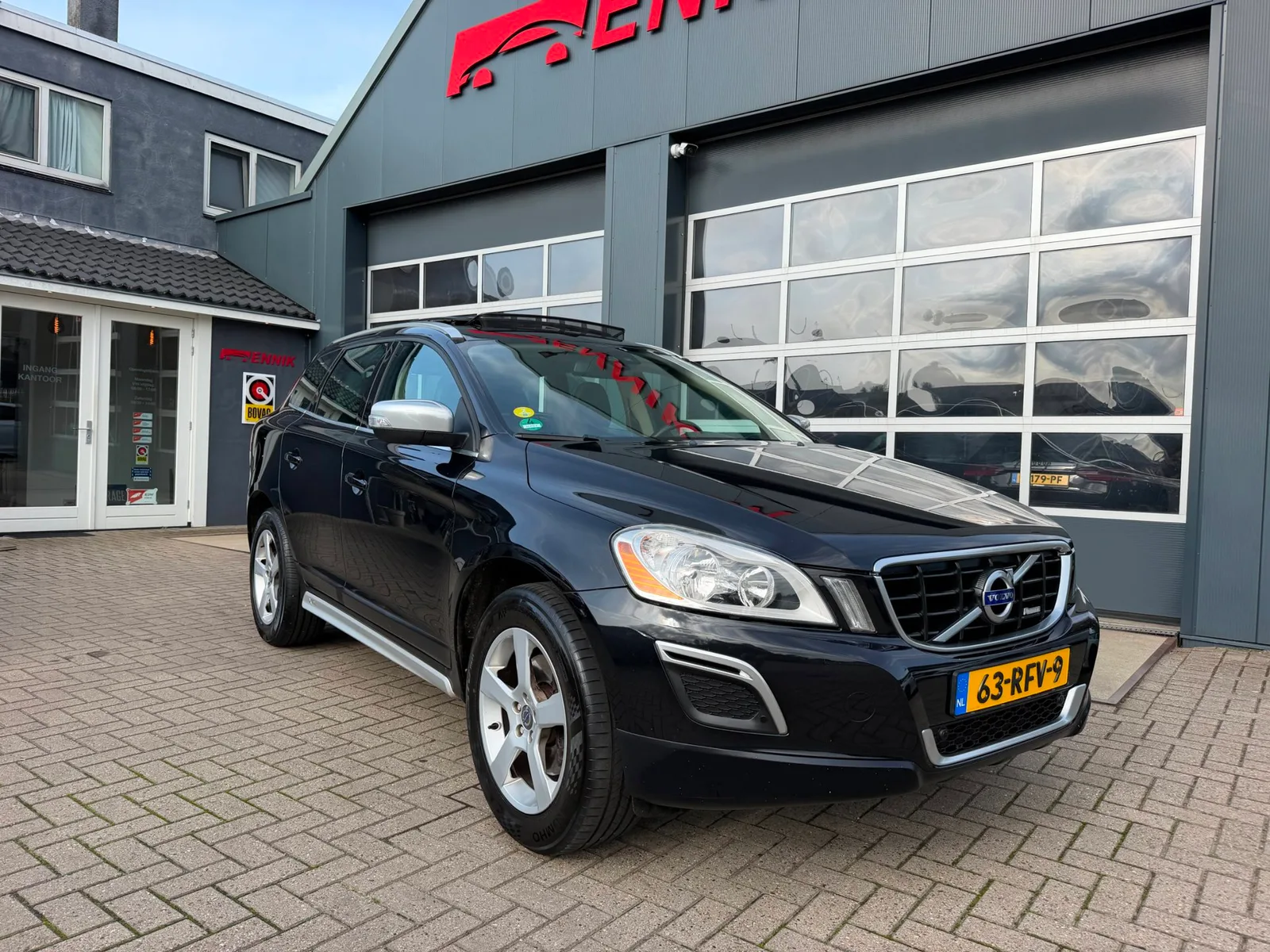 Volvo XC60 (2011) — foto 1