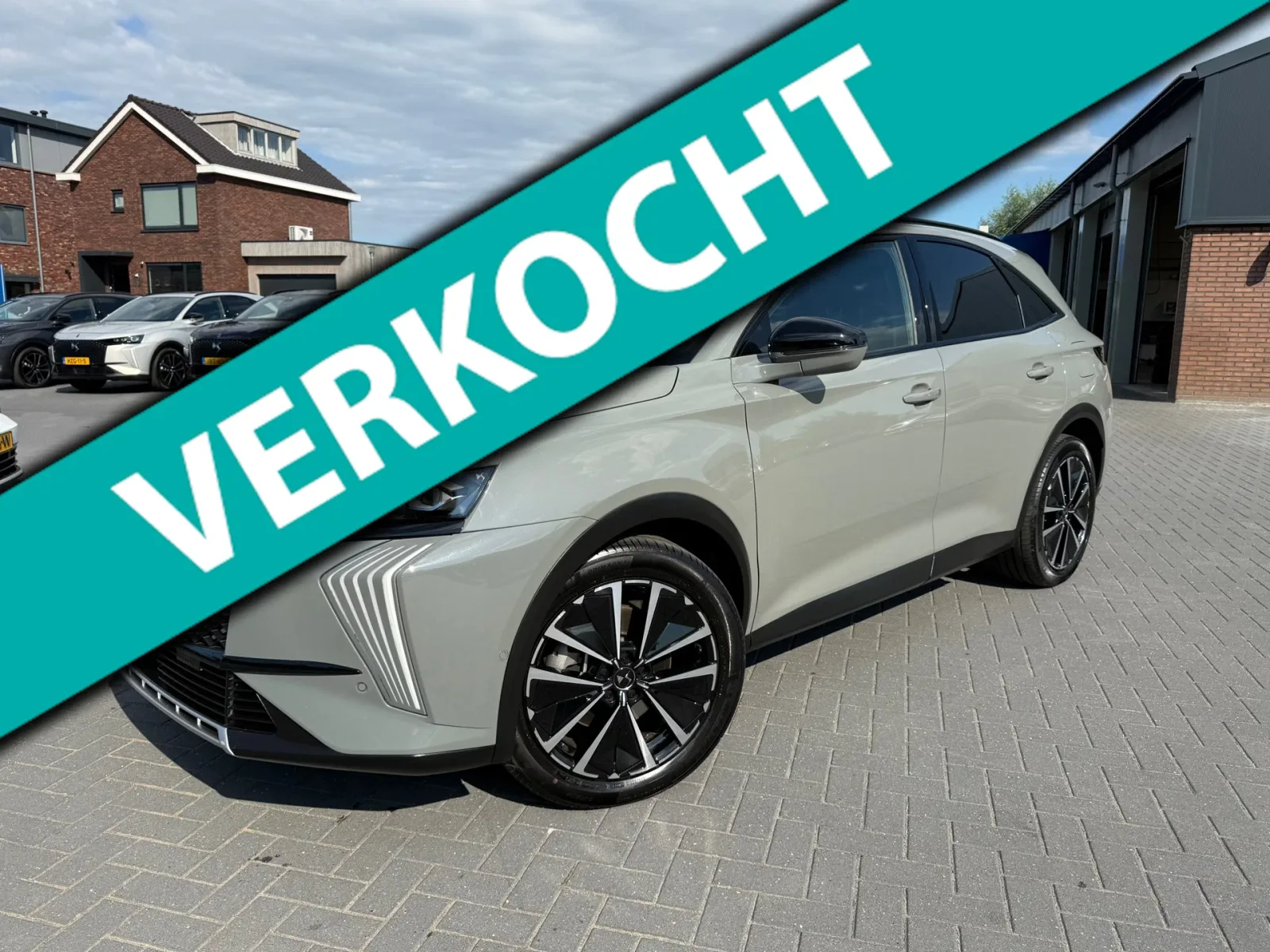 DS 7 (2025) — foto 1