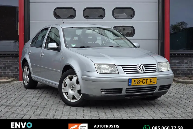 Volkswagen Bora (2001)