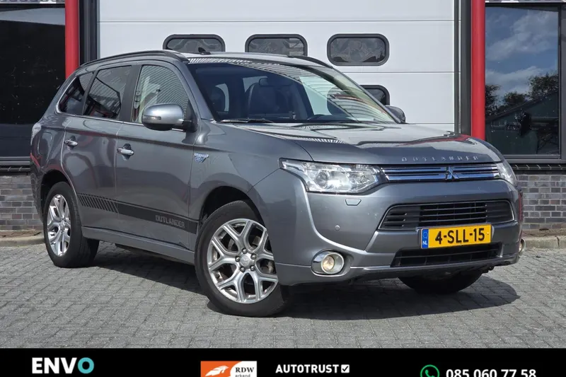 Mitsubishi Outlander (2013)