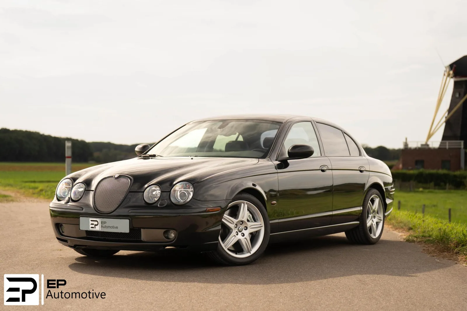 Jaguar S-Type (2002) — foto 1