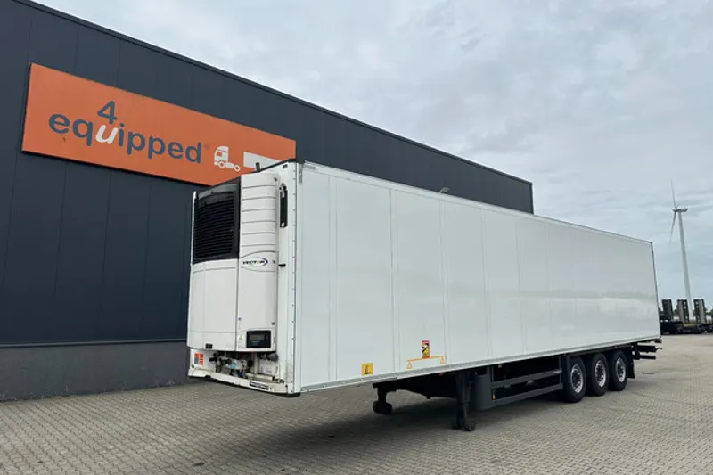 Schmitz Cargobull (2015)