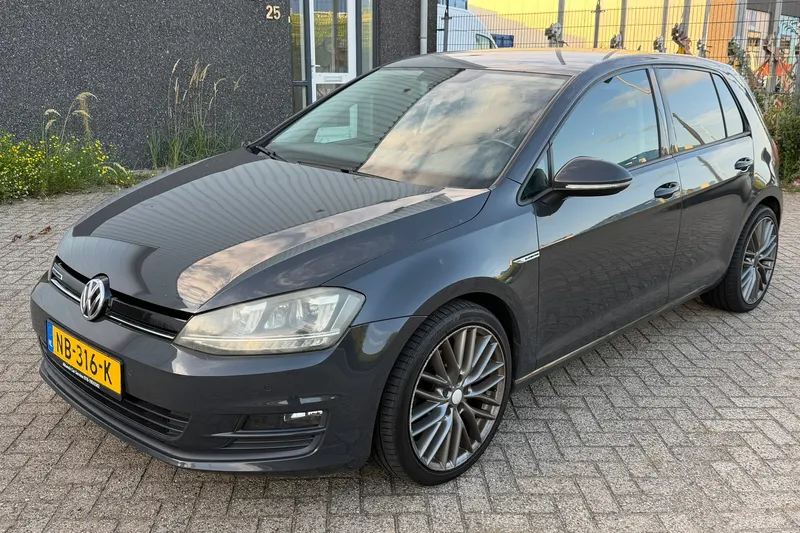 Volkswagen Golf (2017)