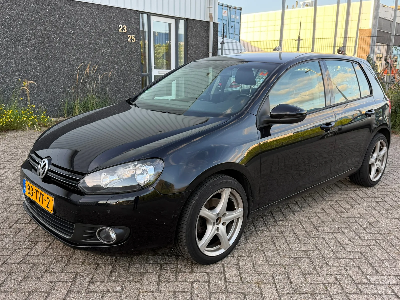 Volkswagen Golf (2009) — foto 1