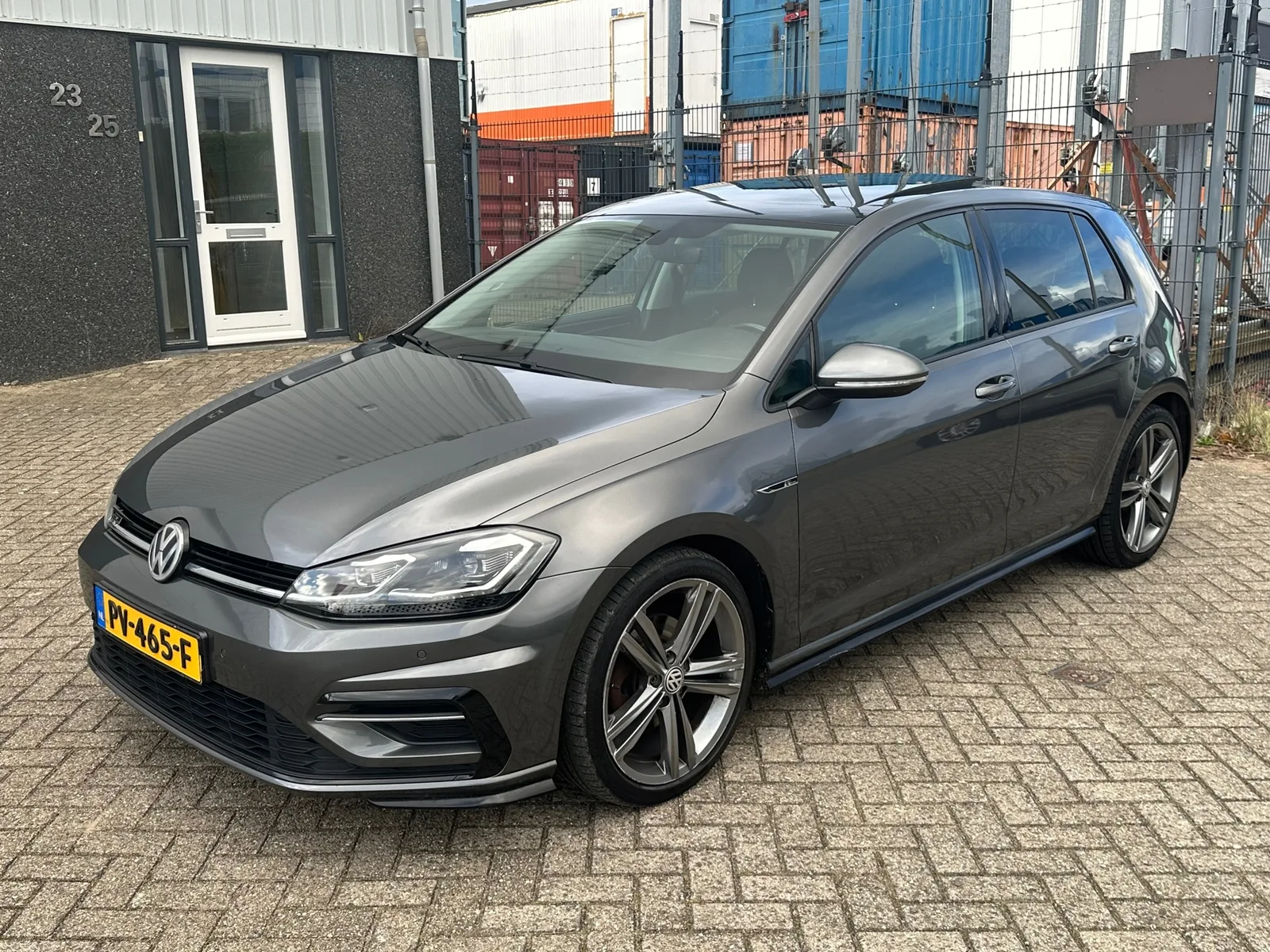 Volkswagen Golf (2017) — foto 1