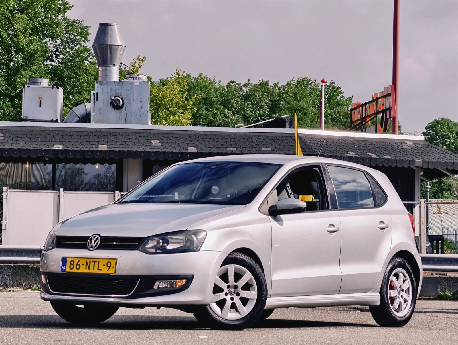 Volkswagen Polo (2010) — foto 1