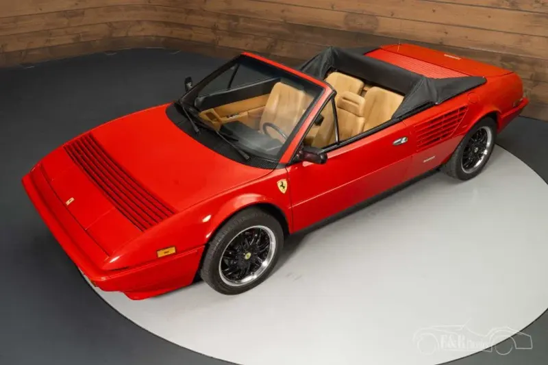 Ferrari Mondial (1985)