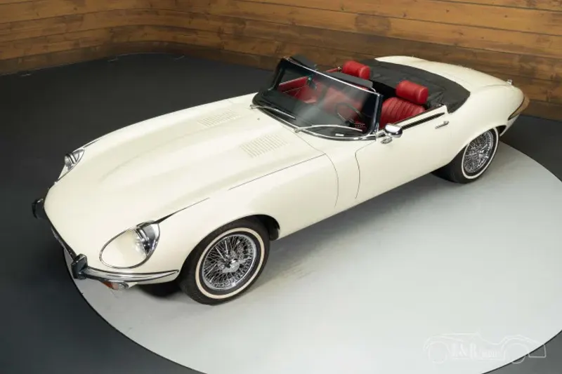 Jaguar E-Type (1973)