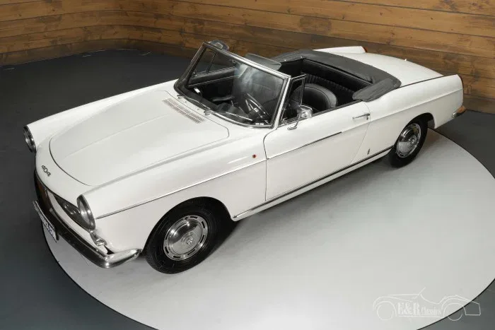 Peugeot 404 (1966) — foto 1