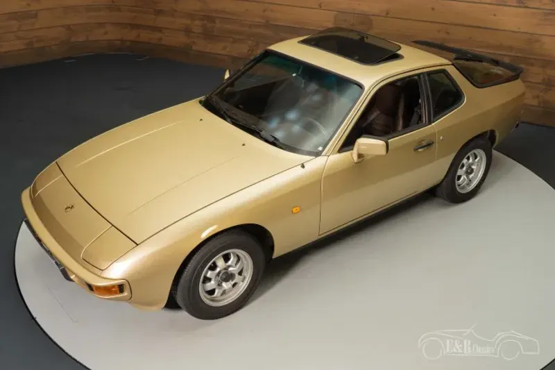 Porsche 924 (1983)