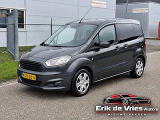 Ford Tourneo Courier (2016) — foto 1