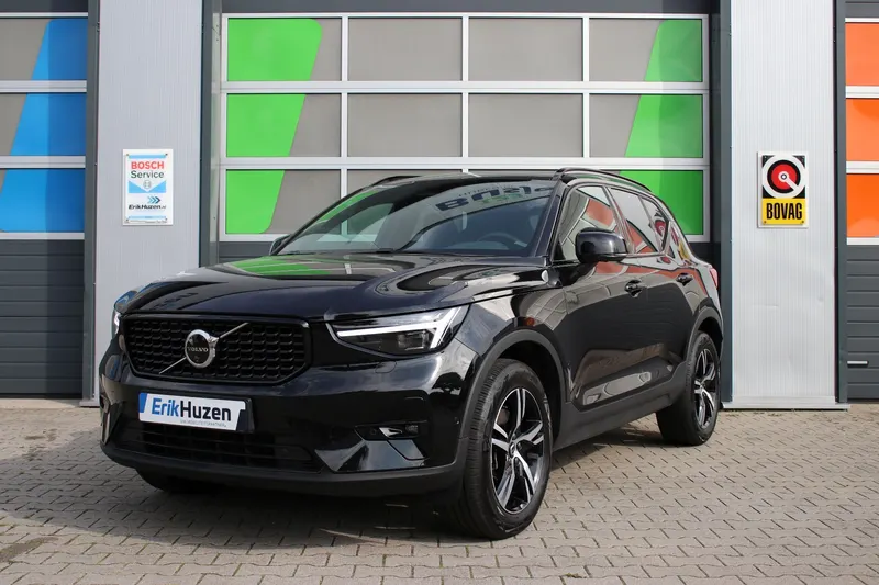 Volvo XC40 (2024)